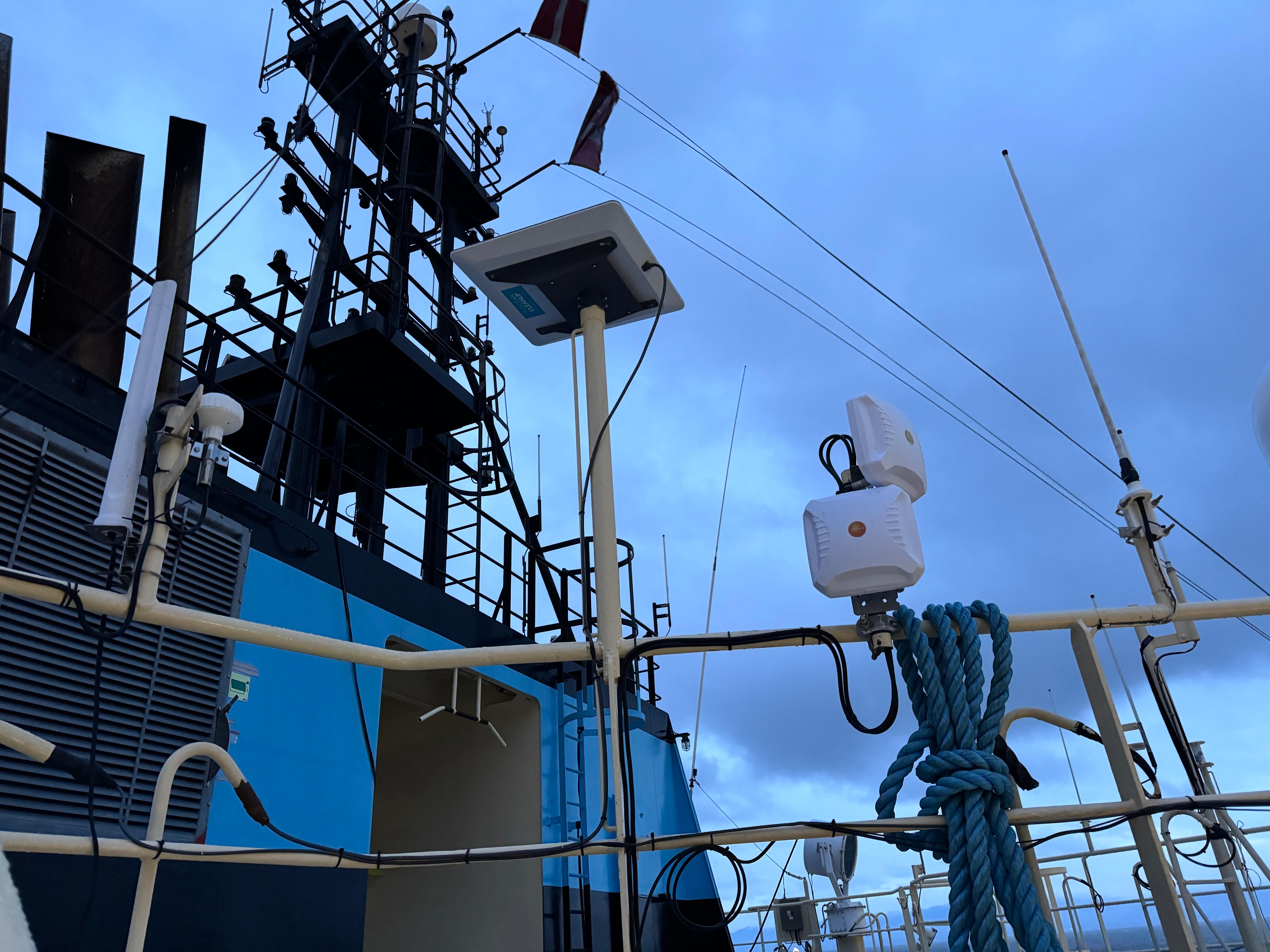 connectivity on Maersk Tender